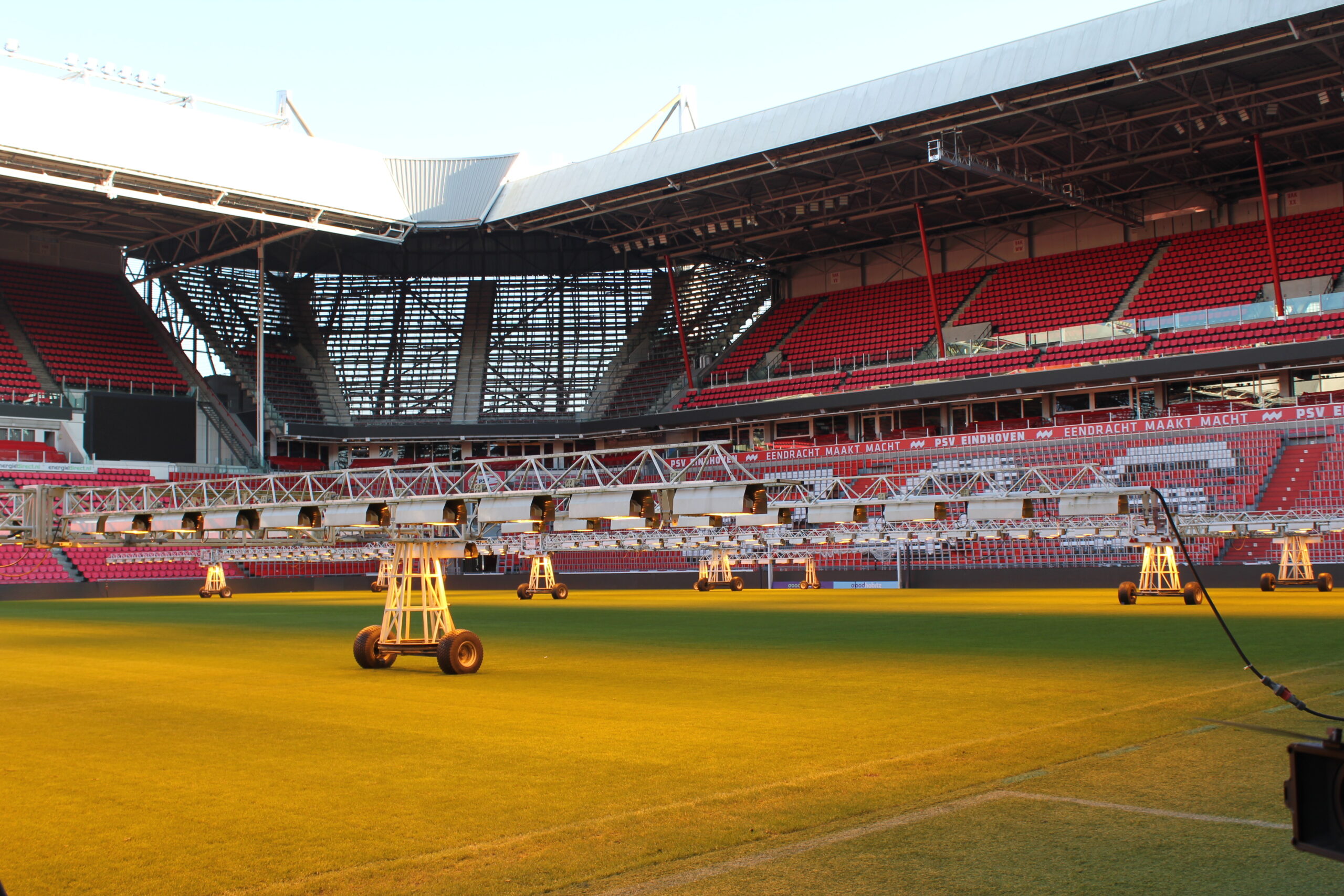 SGL HPS grow lighting units recovering the playing surface at PSV Eindhoven.