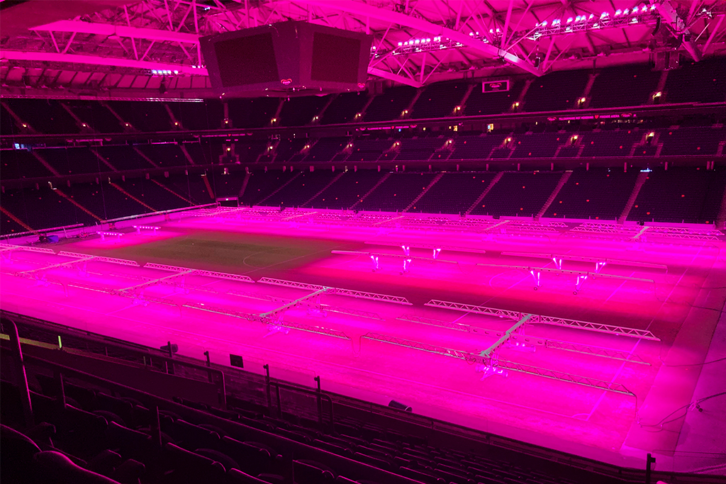 The SGL LED440 & LED120 on the pitch of the Friends Arena, in Sweden.