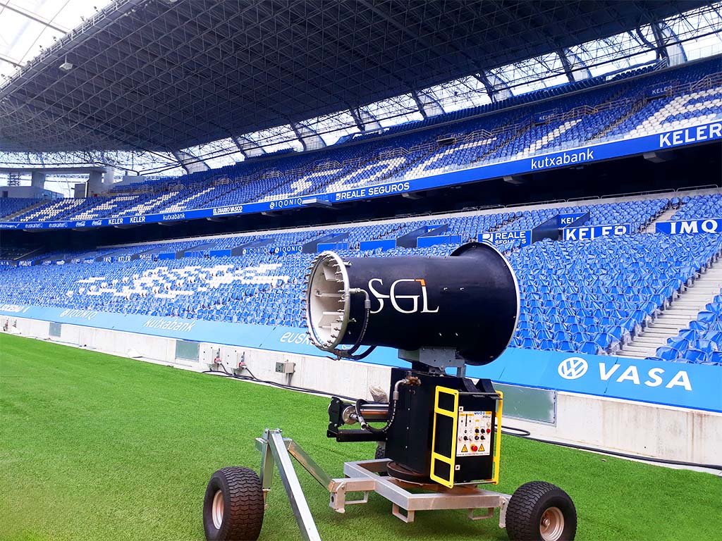 The SGL TC50 along the pitch of the Reale Arena, home of Real Sociedad.